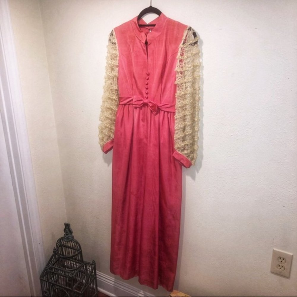 VINTAGE PINK LACE LONG DRESS XS LORRIE DEB